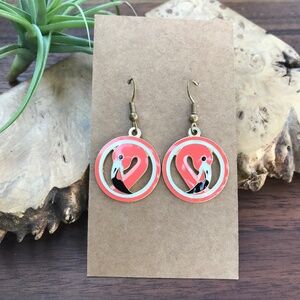 Pair of Vintage Pink Gold Tone Flamingo Fashion Earrings French Hook Enamel